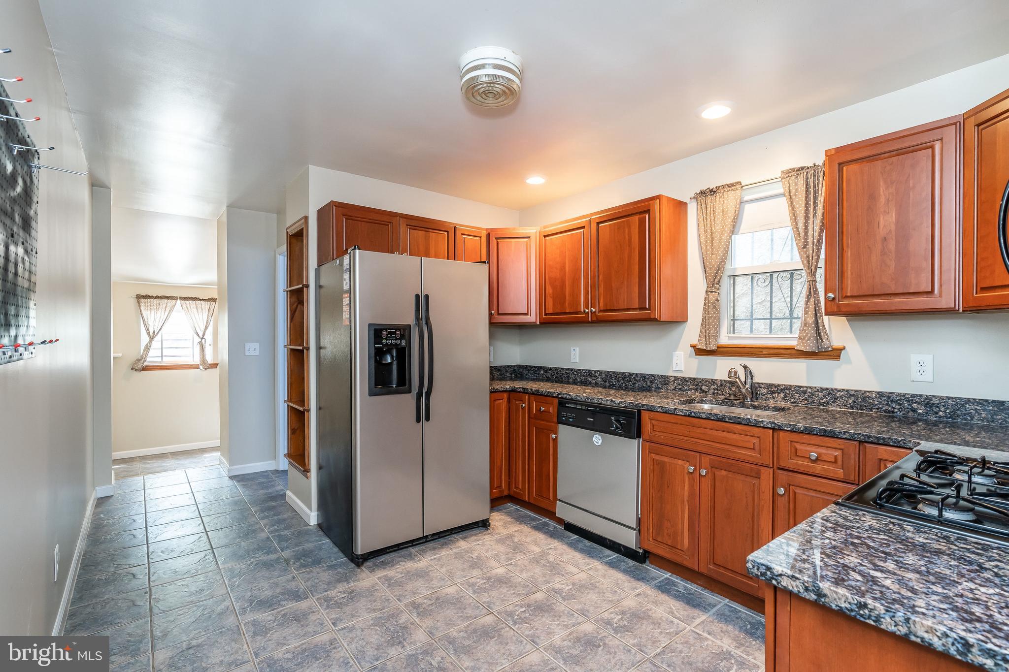 WASHINGTON VILLAGE - Residential Lease