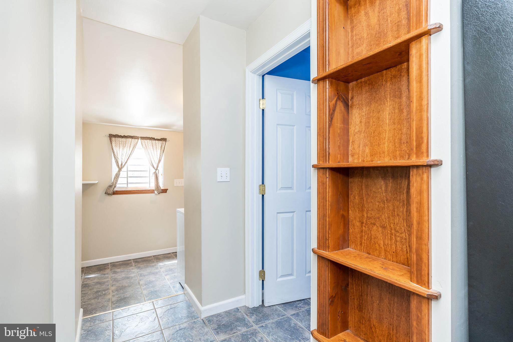 WASHINGTON VILLAGE - Residential Lease