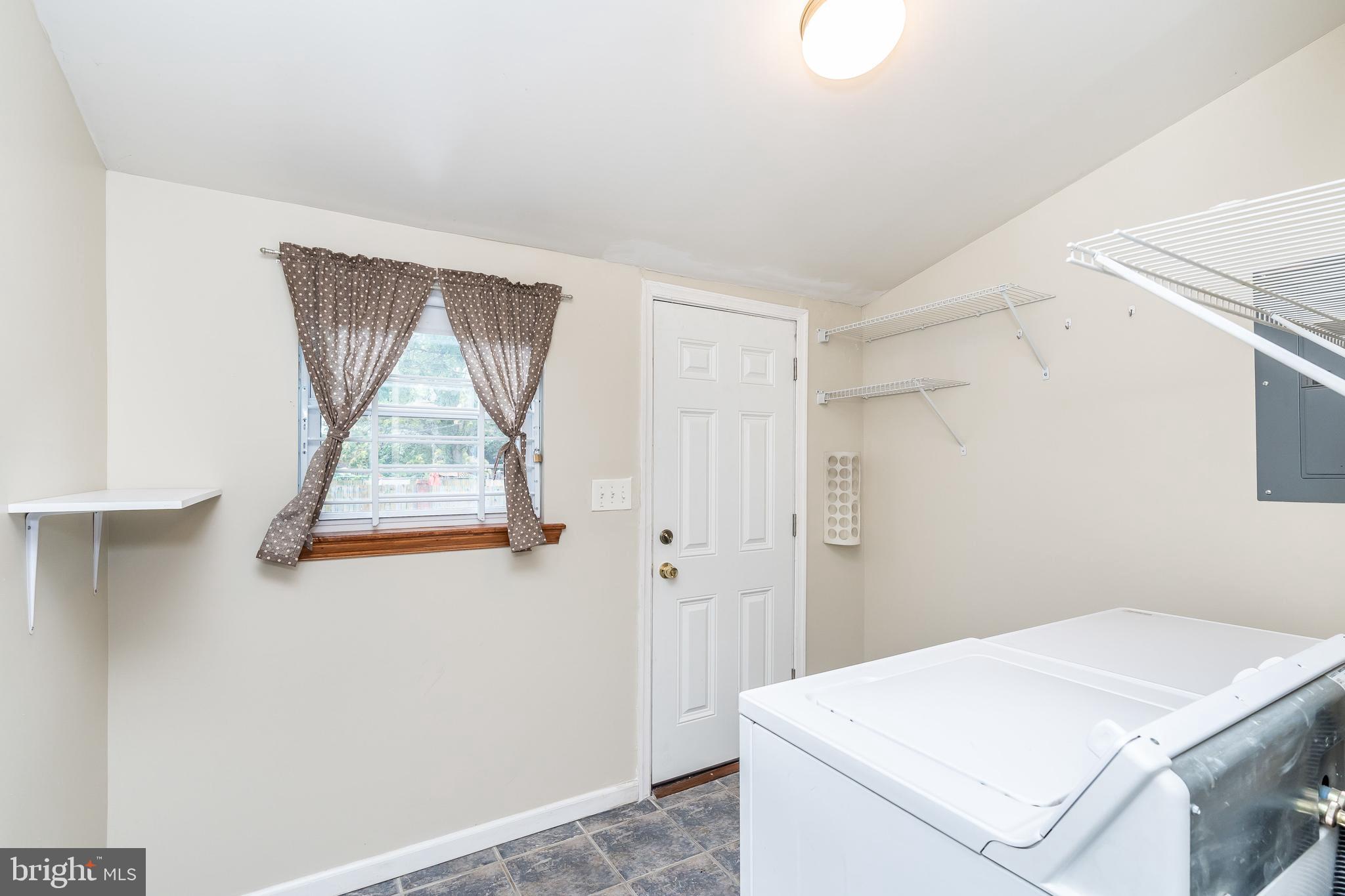 WASHINGTON VILLAGE - Residential Lease