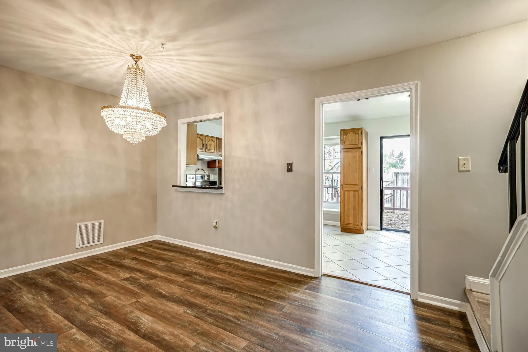 LAKEPOINTE - Residential Lease