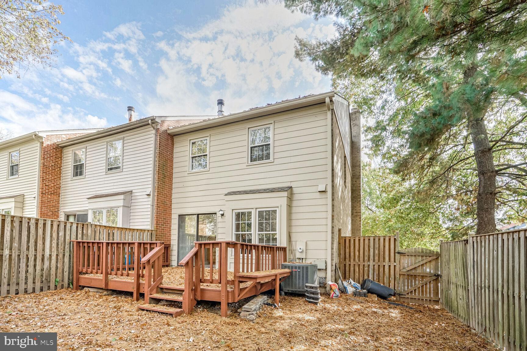 LAKEPOINTE - Residential Lease