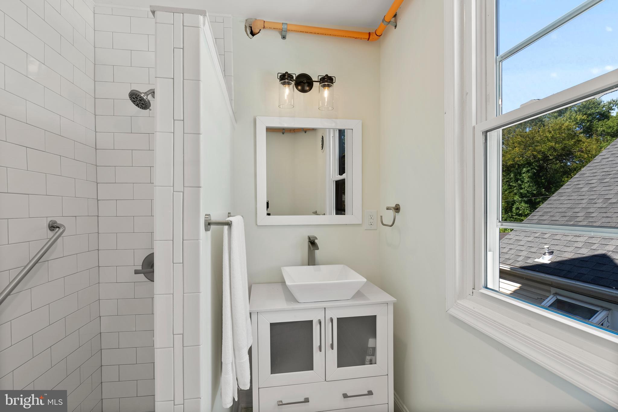 HAMILTON HEIGHTS - Residential Lease