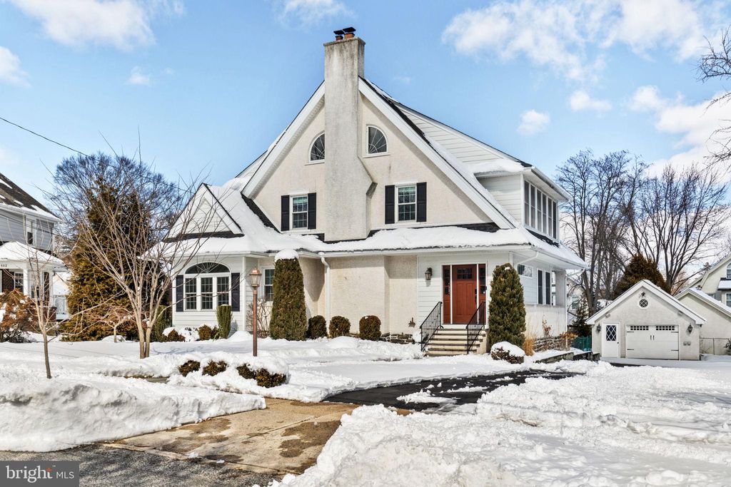 Photo of 608 Hirst Avenue, HAVERTOWN, PA 19083 (MLS # PADE2108636)