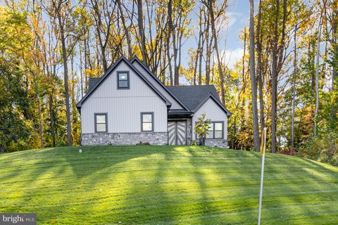 Photo of 2808 Spring Valley Road, LANCASTER, PA 17601 (MLS # PALA2078704) Photo of 2808 Spring Valley Road, LANCASTER, PA 17601 (MLS # PALA2078704)