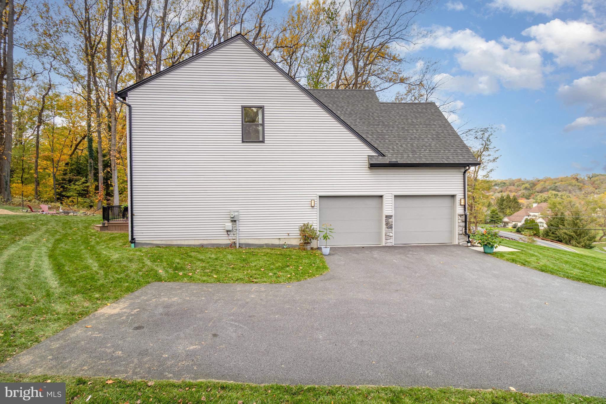 2808 SPRING VALLEY ROAD