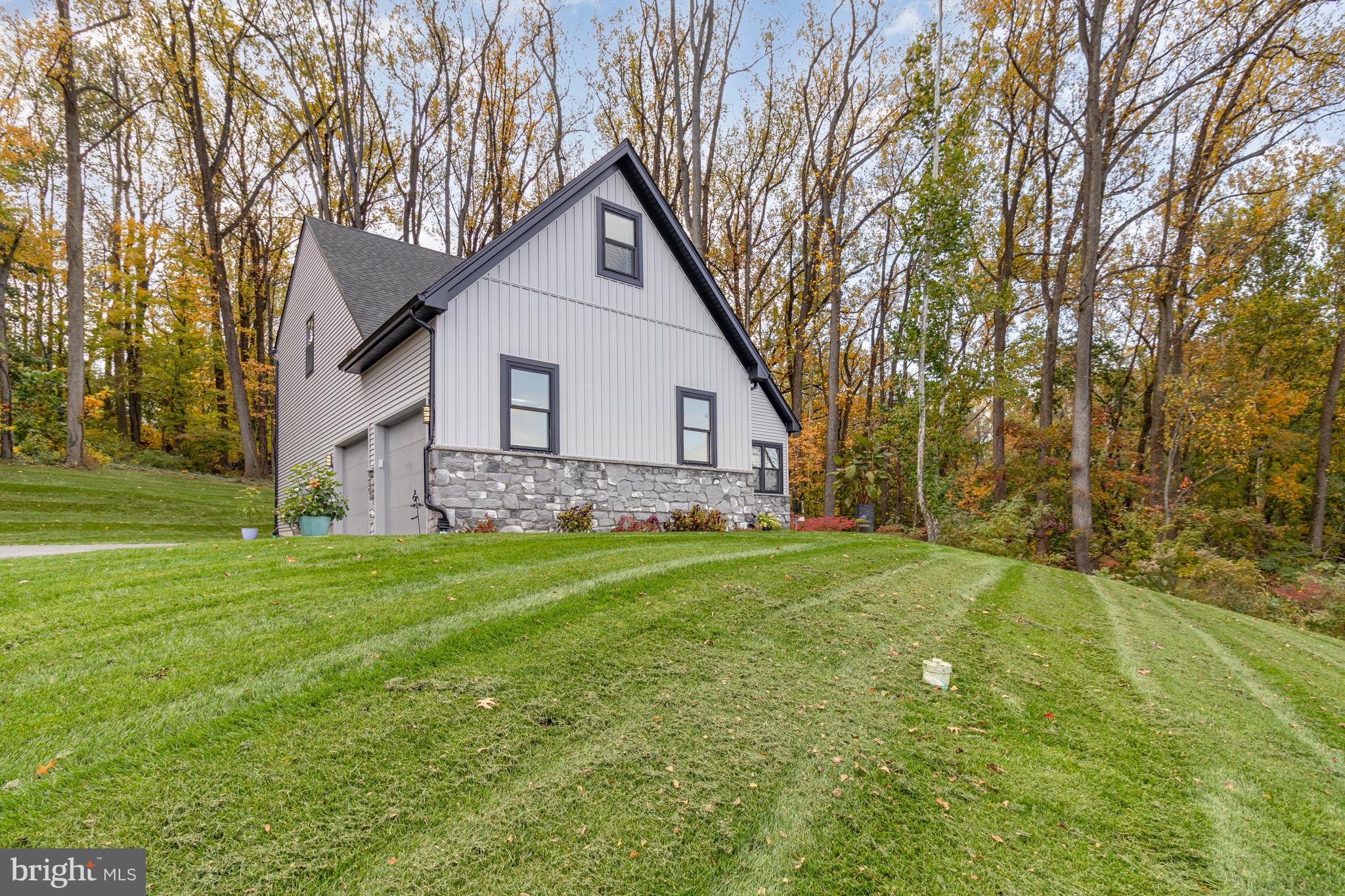 2808 SPRING VALLEY ROAD