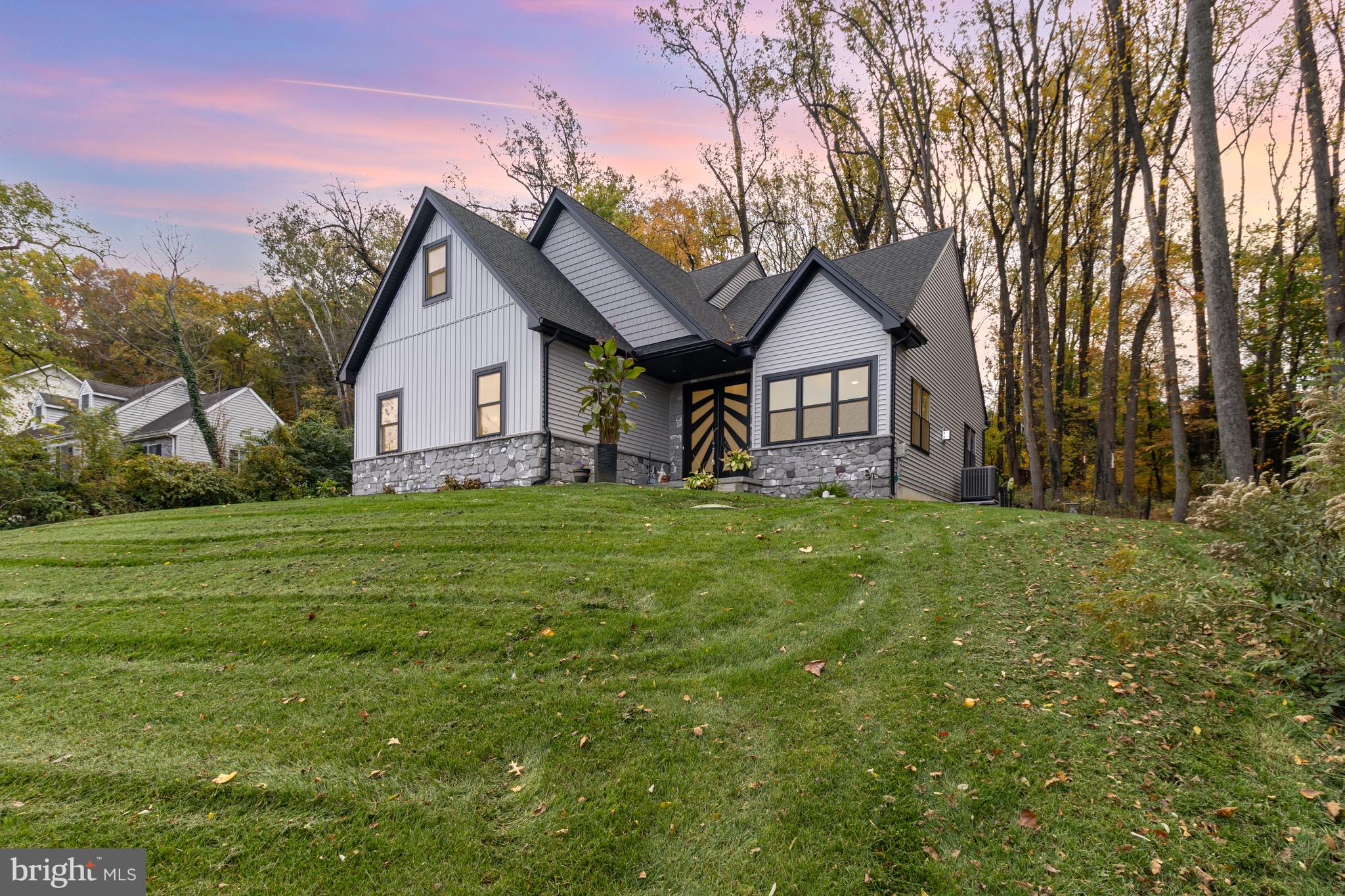 2808 SPRING VALLEY ROAD