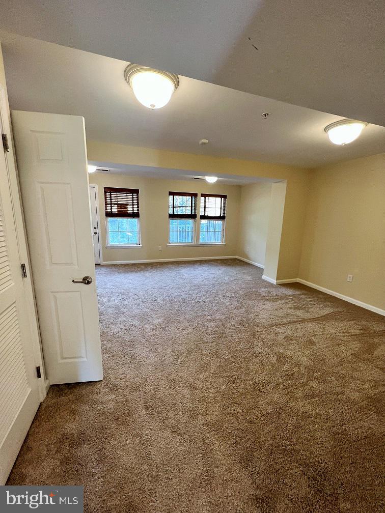 VILLAGE TOWNS - Residential