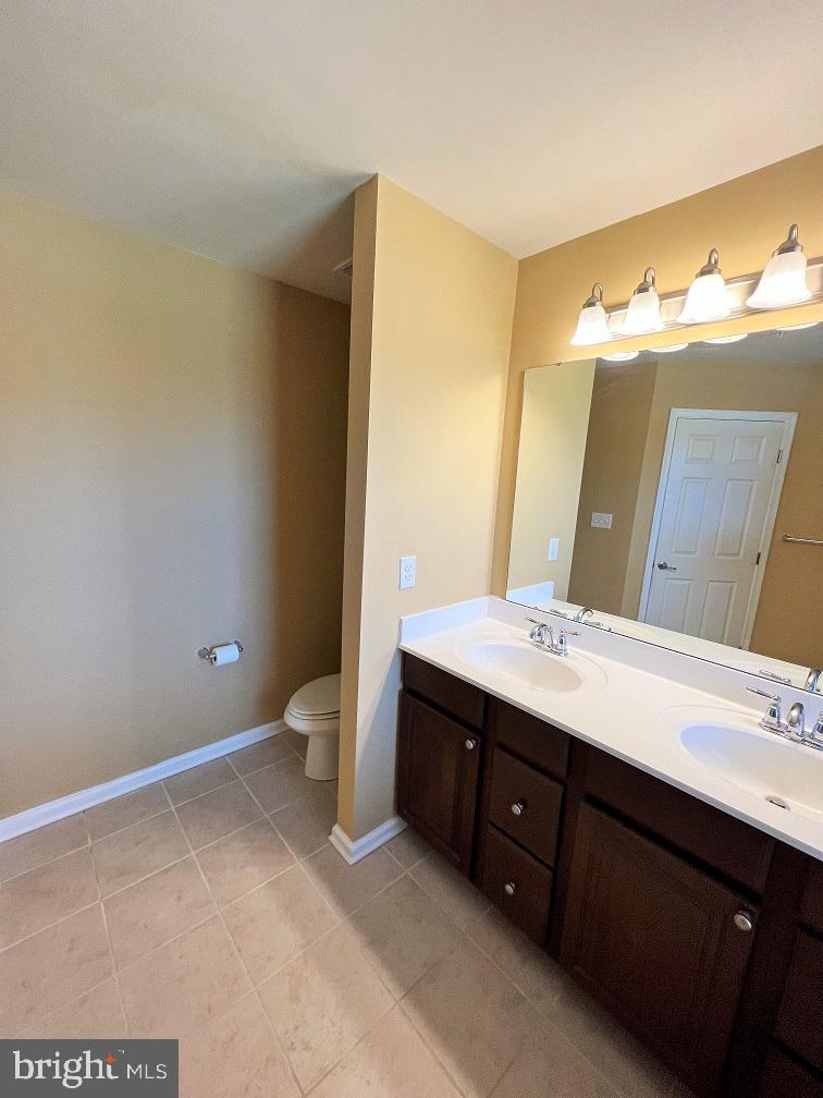 VILLAGE TOWNS - Residential