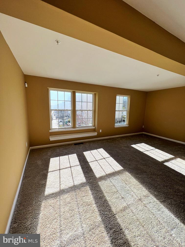 VILLAGE TOWNS - Residential