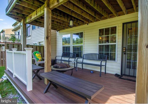 VILLAGE TOWNS - Residential