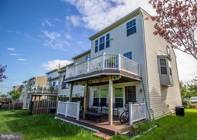 VILLAGE TOWNS - Residential