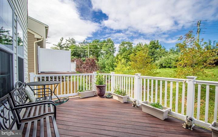 VILLAGE TOWNS - Residential