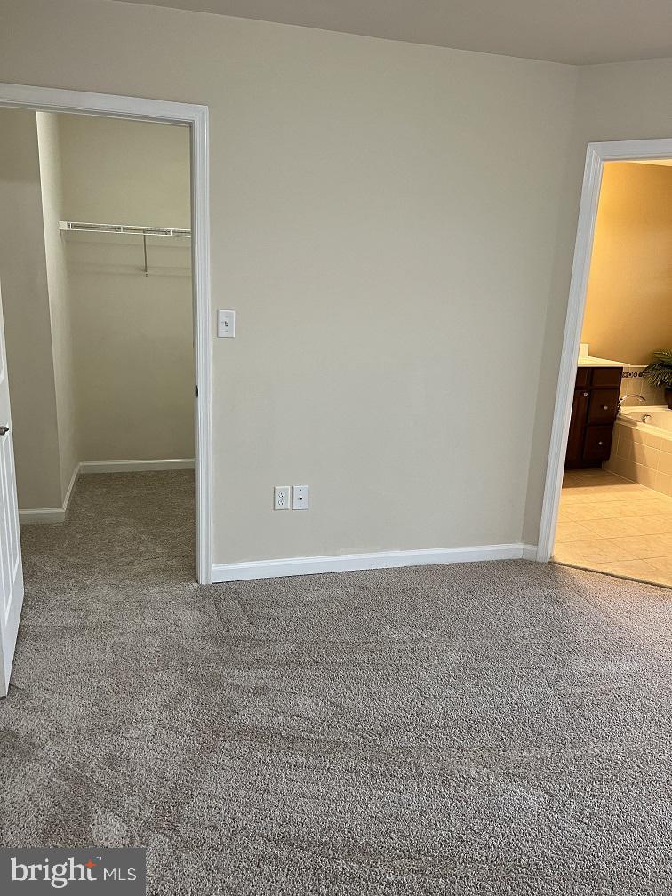 VILLAGE TOWNS - Residential