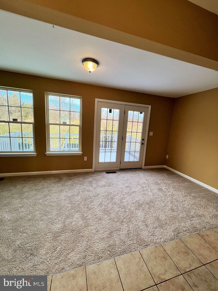 VILLAGE TOWNS - Residential