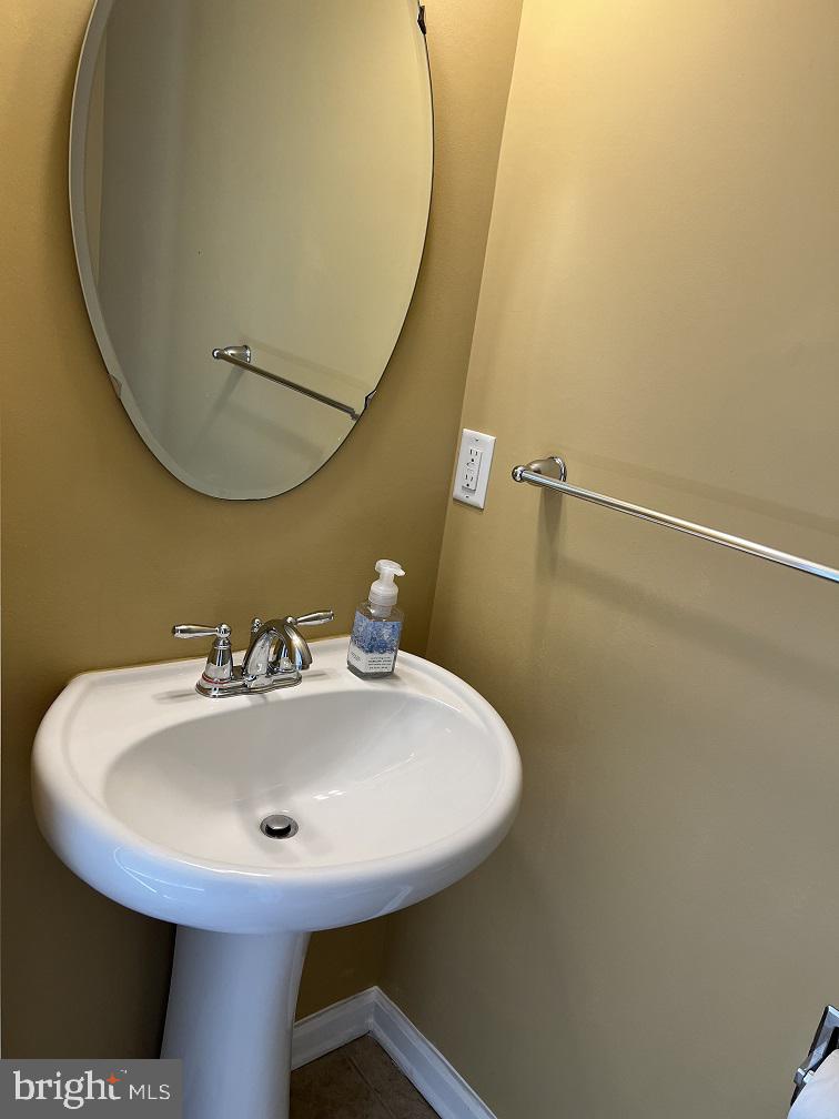 VILLAGE TOWNS - Residential