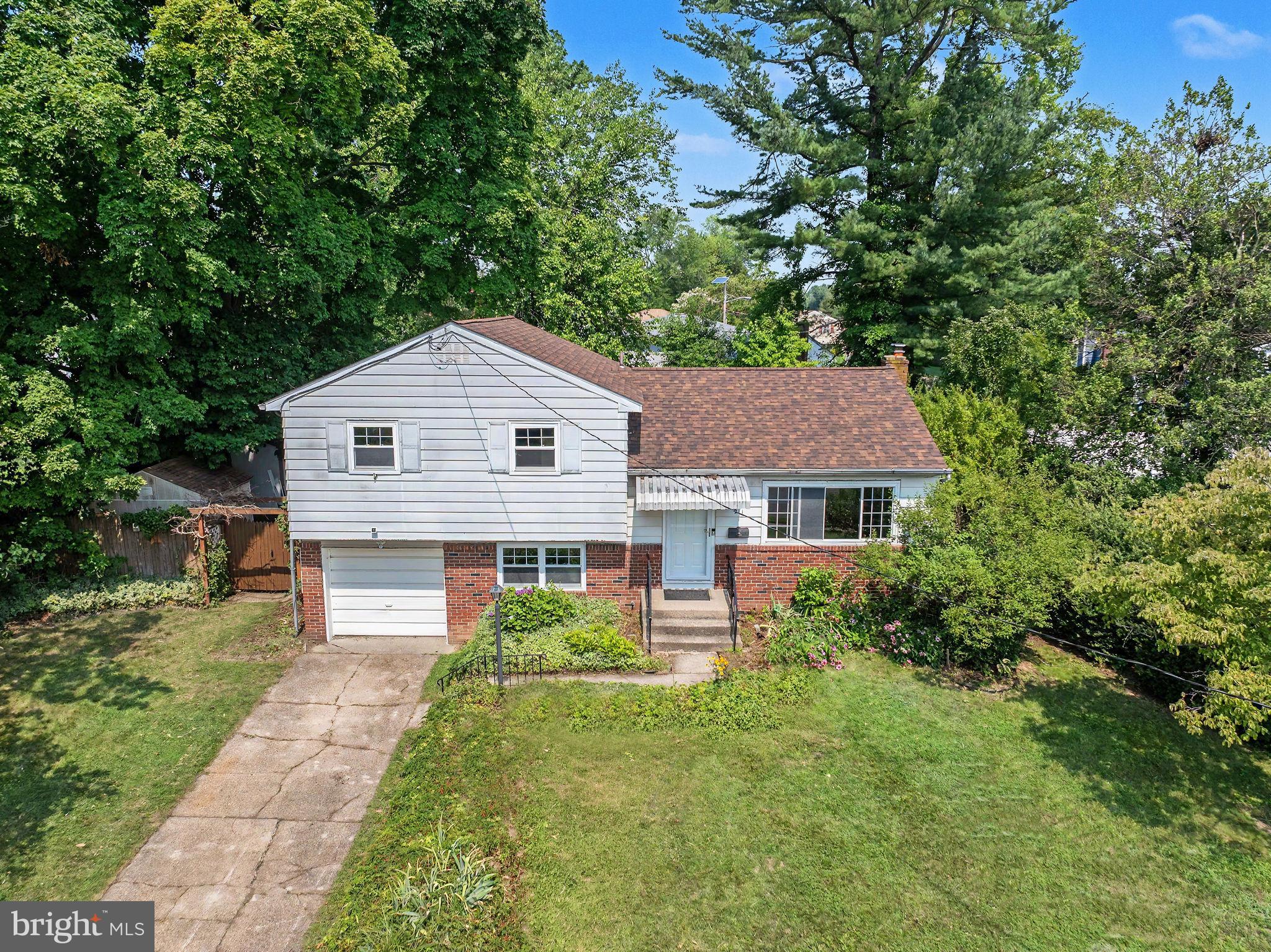 211 FRONT STREET