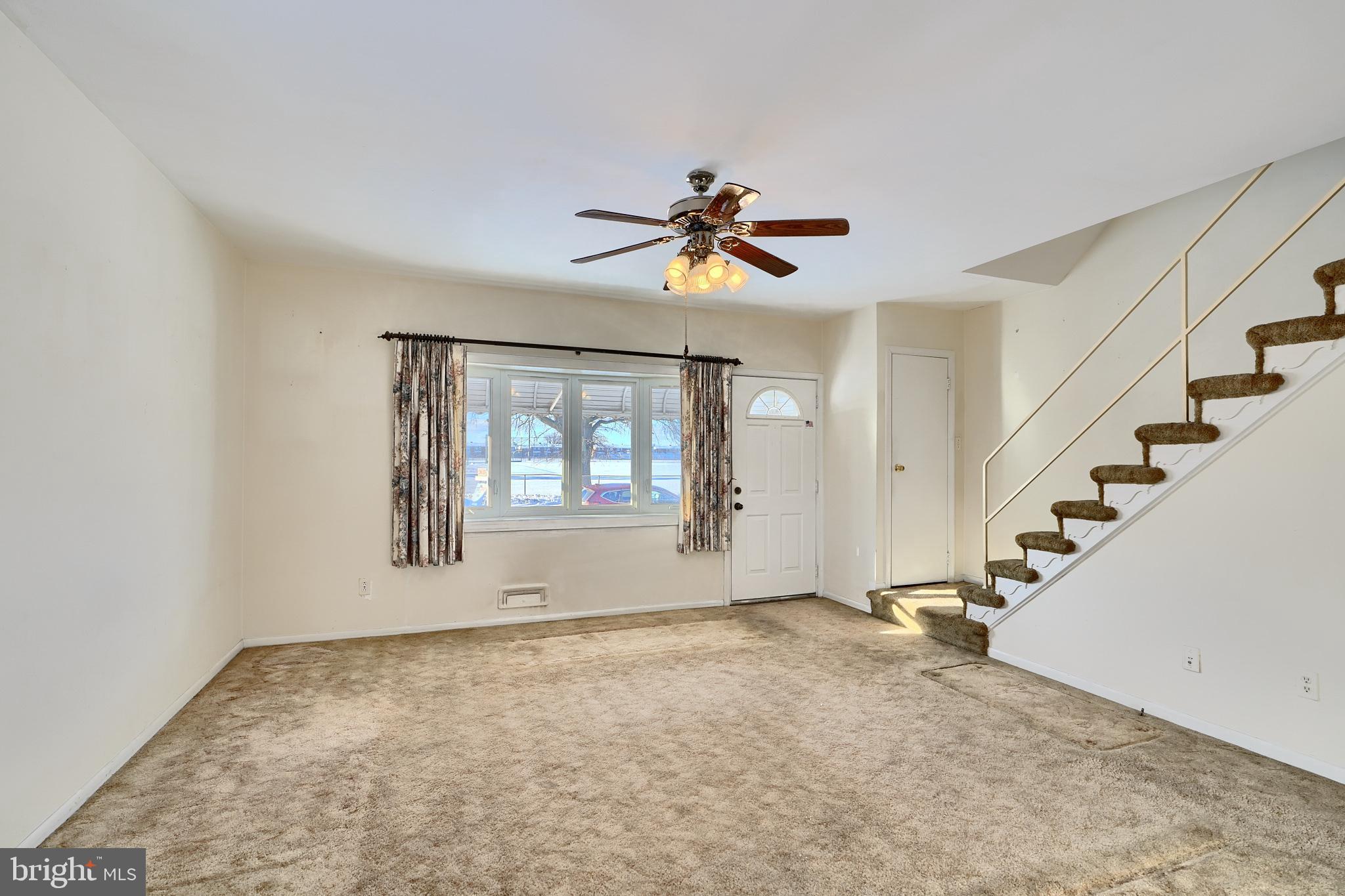 EASTCREST - Residential