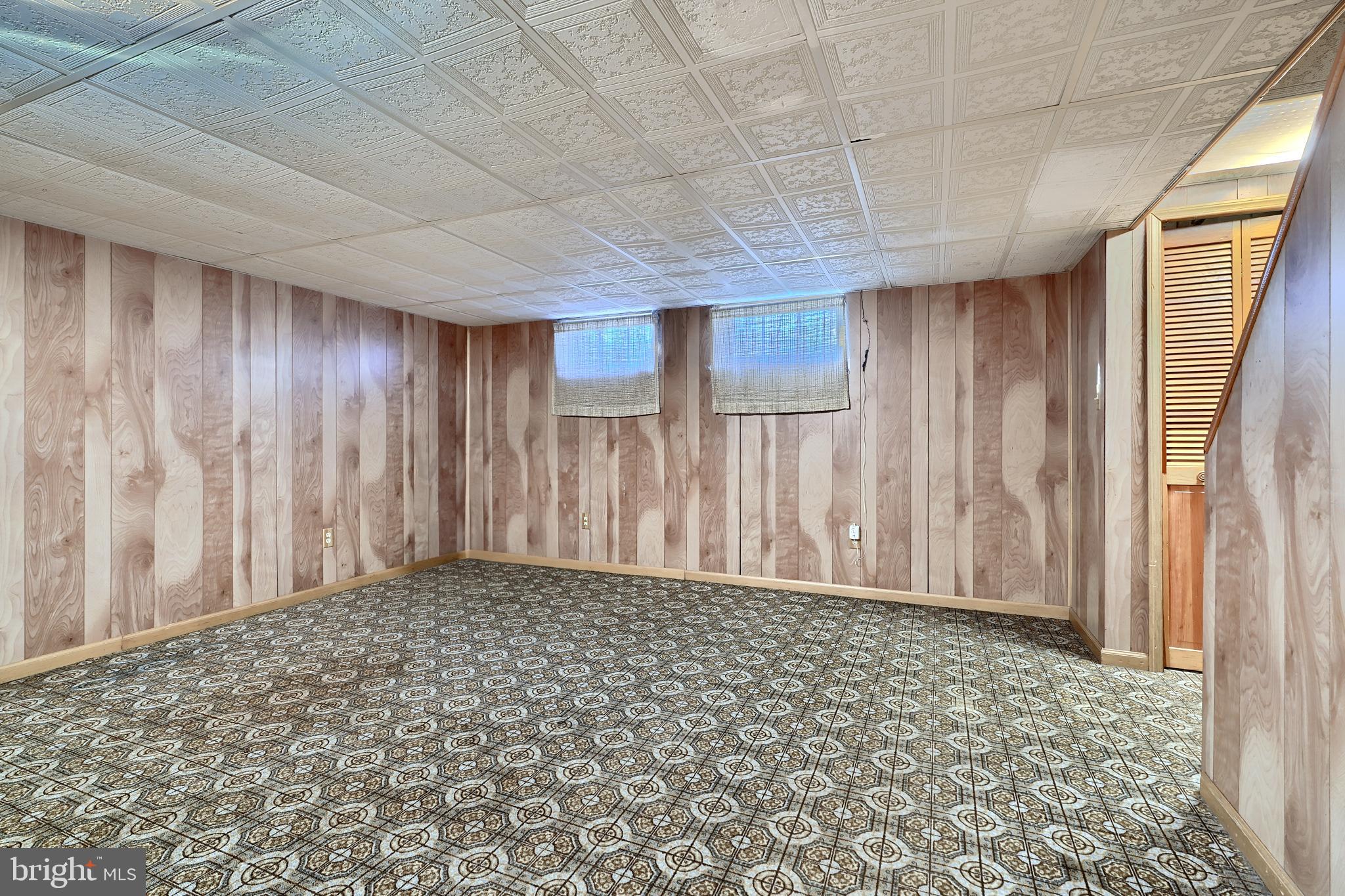 EASTCREST - Residential