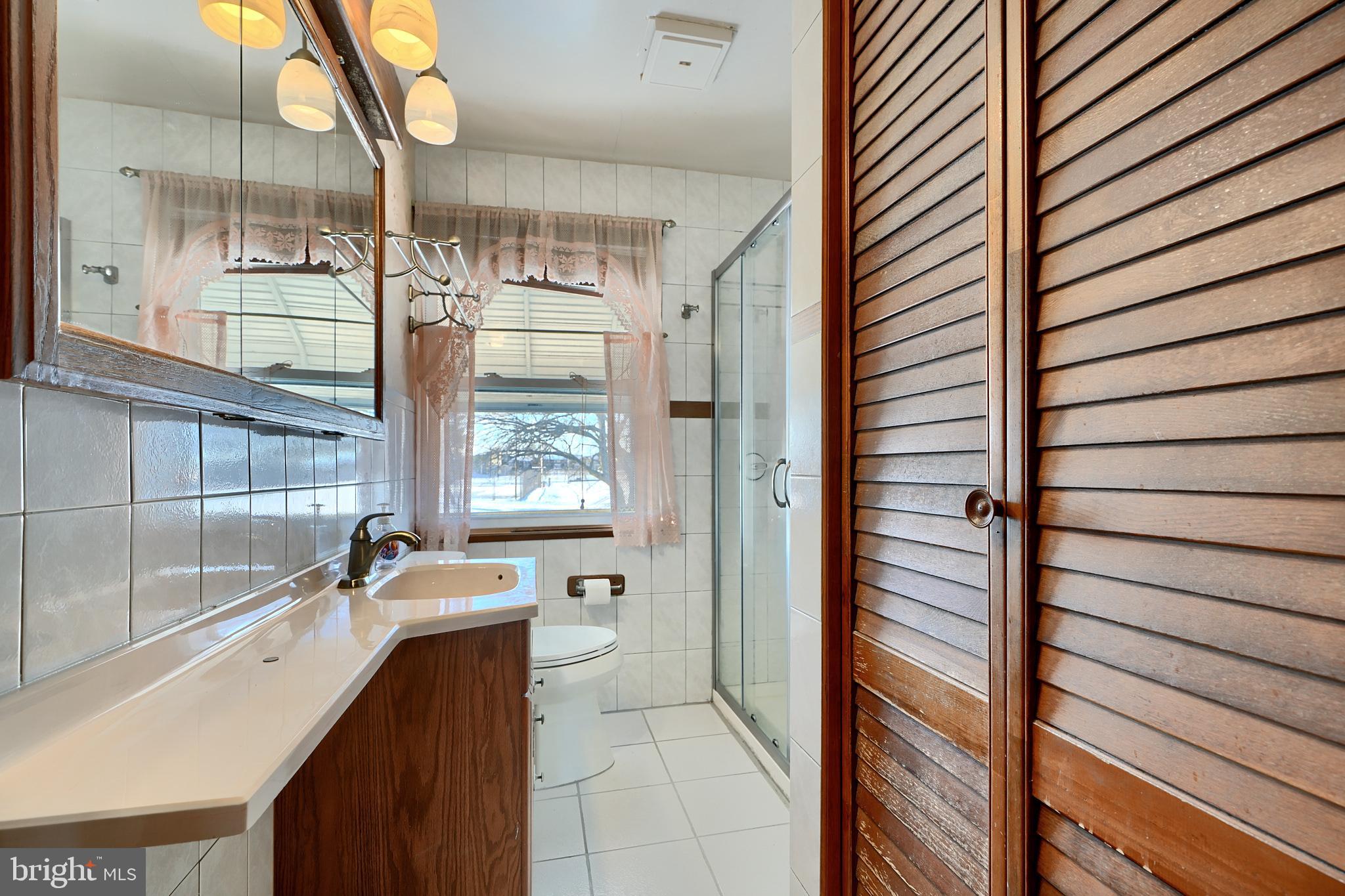 EASTCREST - Residential