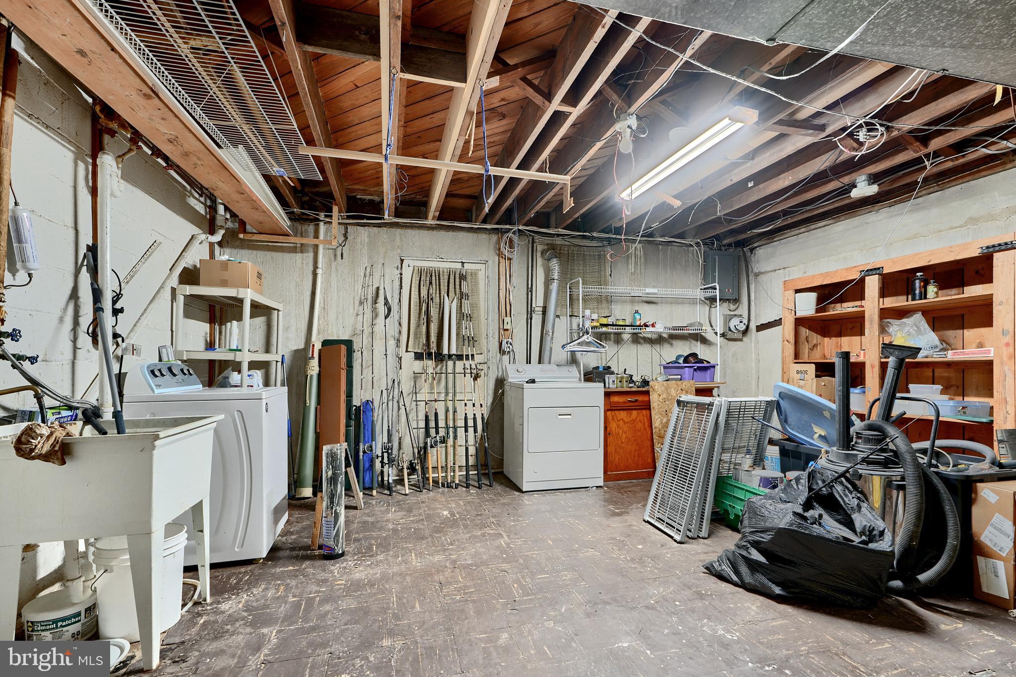 EASTCREST - Residential