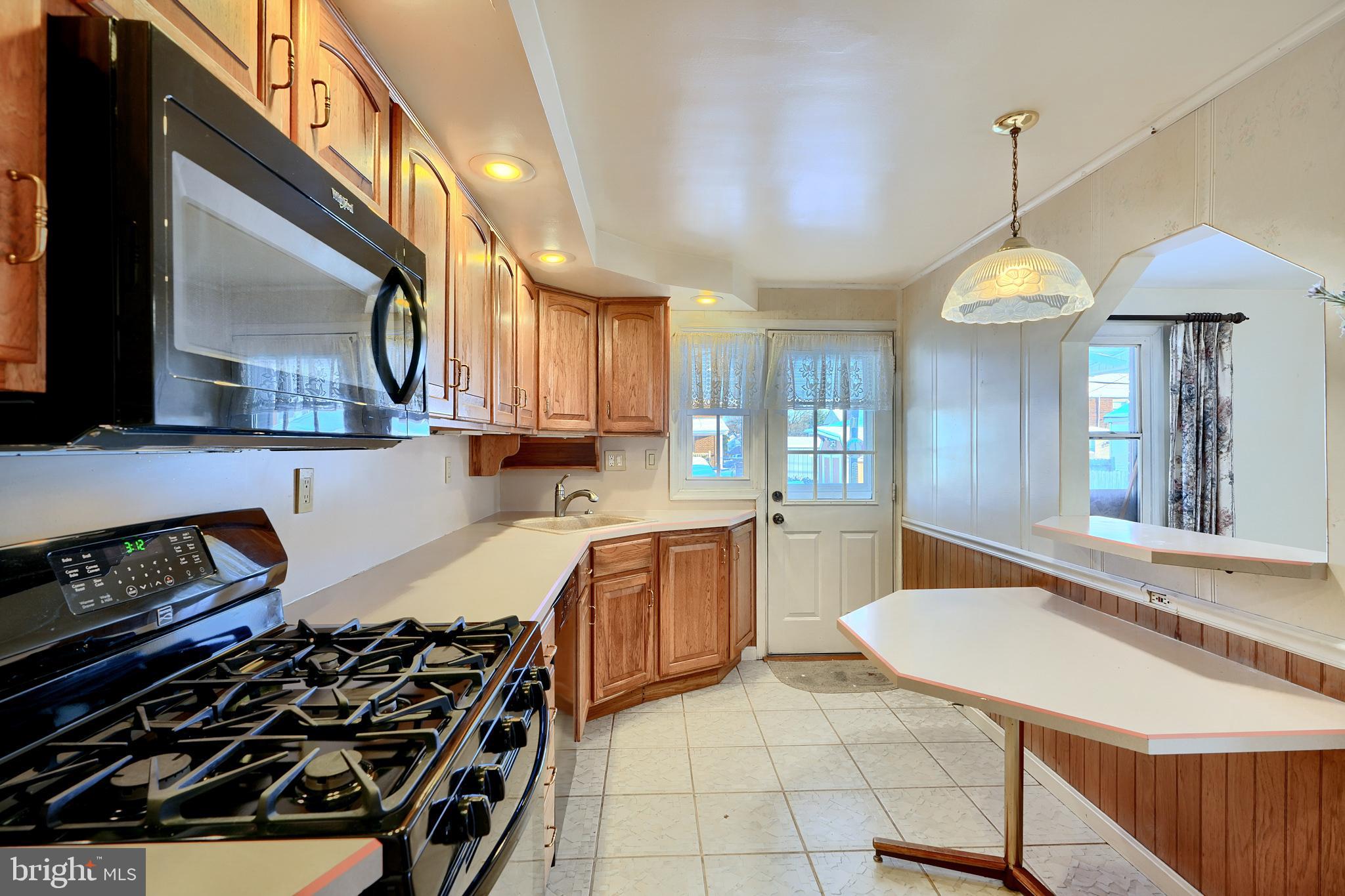 EASTCREST - Residential