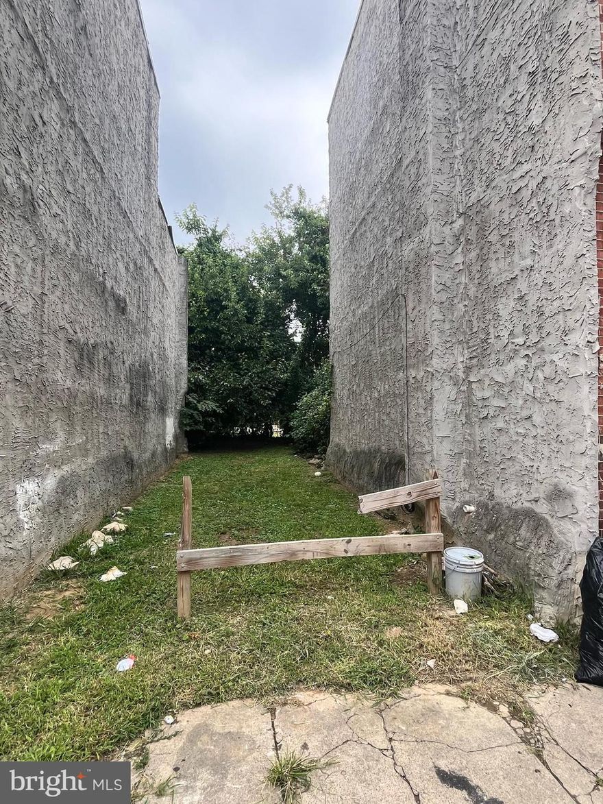 🏗️ Lot for Sale – 1821 Brunner Street, Philadelphia, PA 19140
Discover an opportunity in one of Philadelphia’s most talked‑about emerging corridors. This vacant lot sits in a neighborhood positioned for major growth over the next few years. North Philadelphia continues to attract attention from investors, developers, and city planners—driven by its proximity to Temple University, ongoing university expansion, and strong encouragement from the City to invest in the area.
Smart investors know the best returns come from buying where others overlook. These lots are still priced affordably, offering the chance to secure a strong future profit margin as development momentum accelerates.
This property can be purchased individually or as part of a larger investment package, including:
- 2025 W Westmoreland Street, Philadelphia, PA 19140
- 2027 W Westmoreland Street, Philadelphia, PA 19140
- 4307 N 16th Street, Philadelphia, PA 19140
- 2234 W Estaugh St, Philadelphia, PA 19140