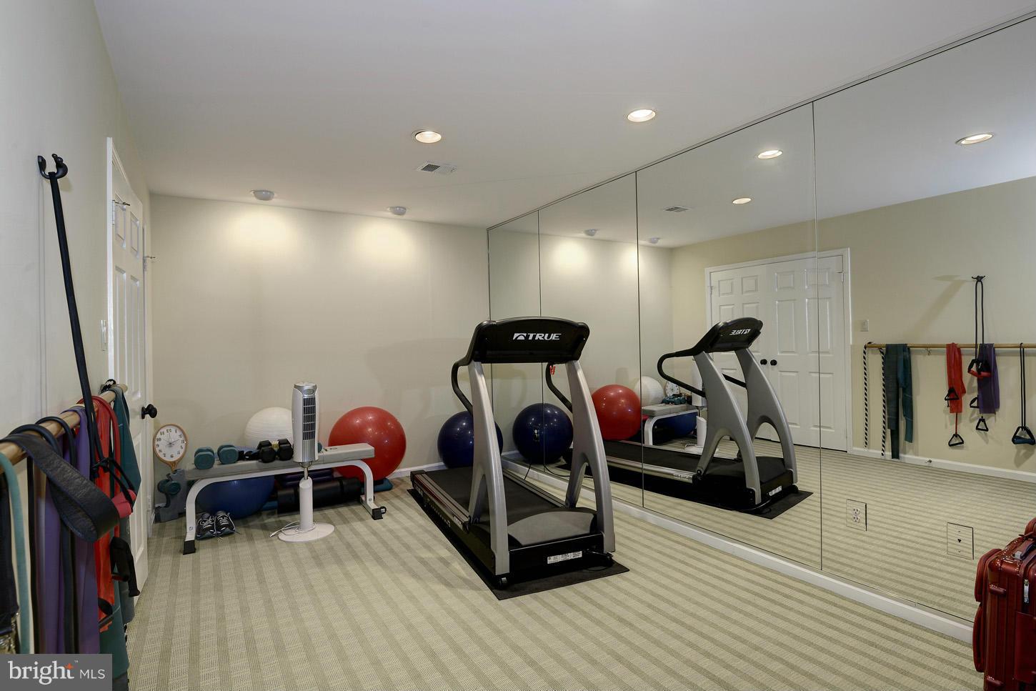 AVENEL - Residential