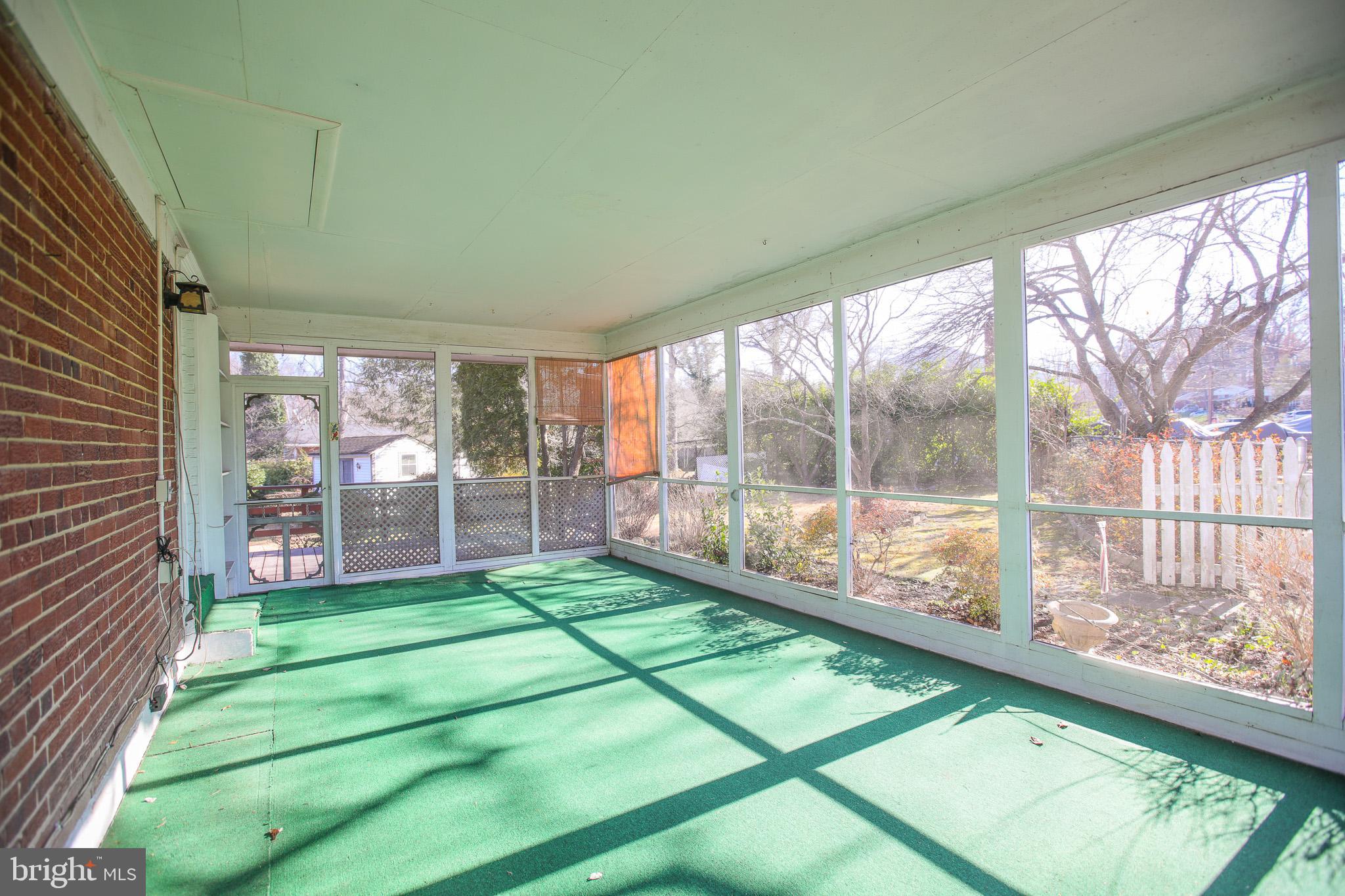 POHICK ESTATES - Residential