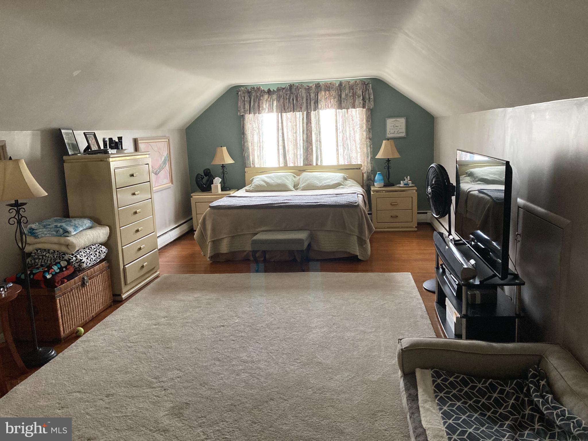 KING OF PRUSSIA - Residential