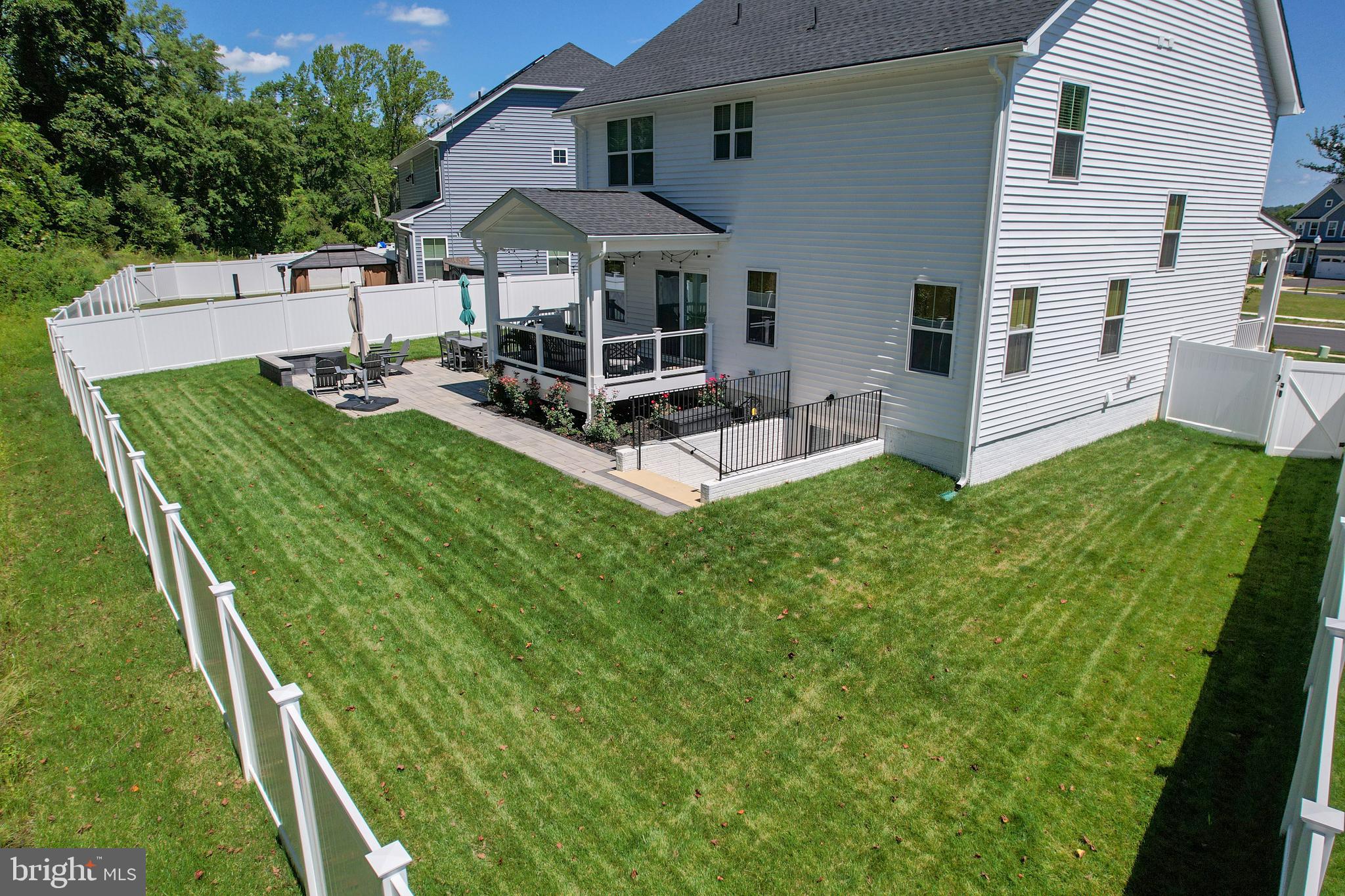 TWO RIVERS - Residential