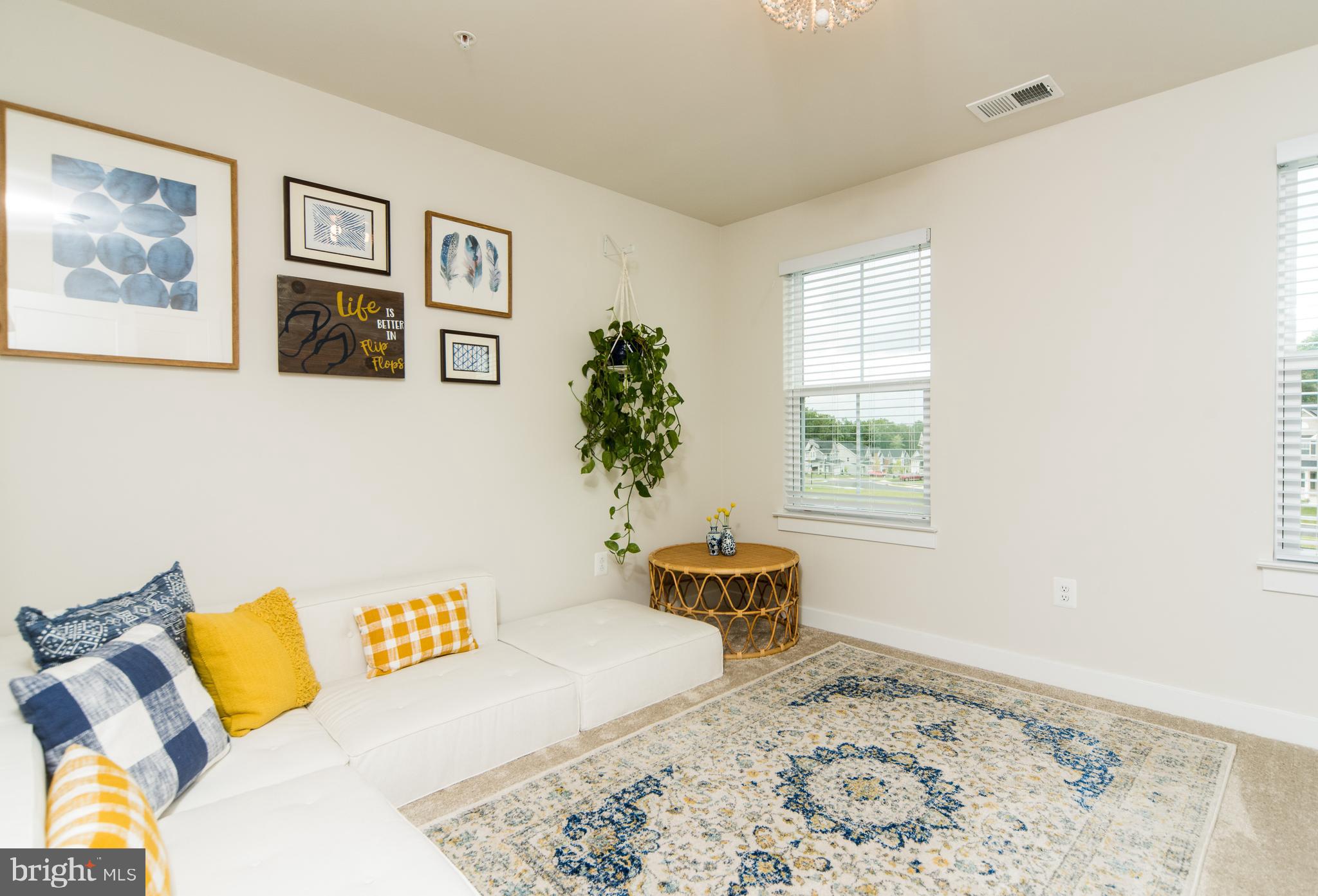 TWO RIVERS - Residential