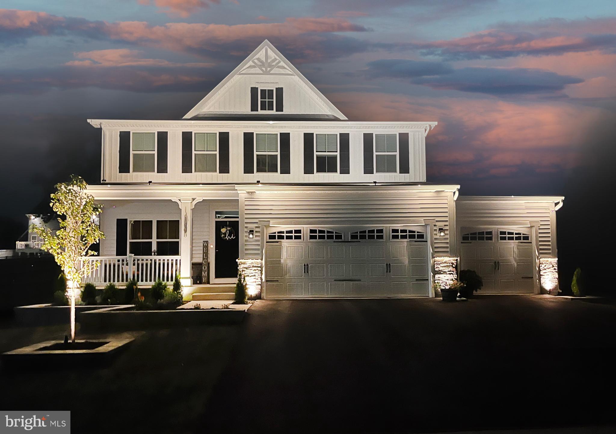 TWO RIVERS - Residential