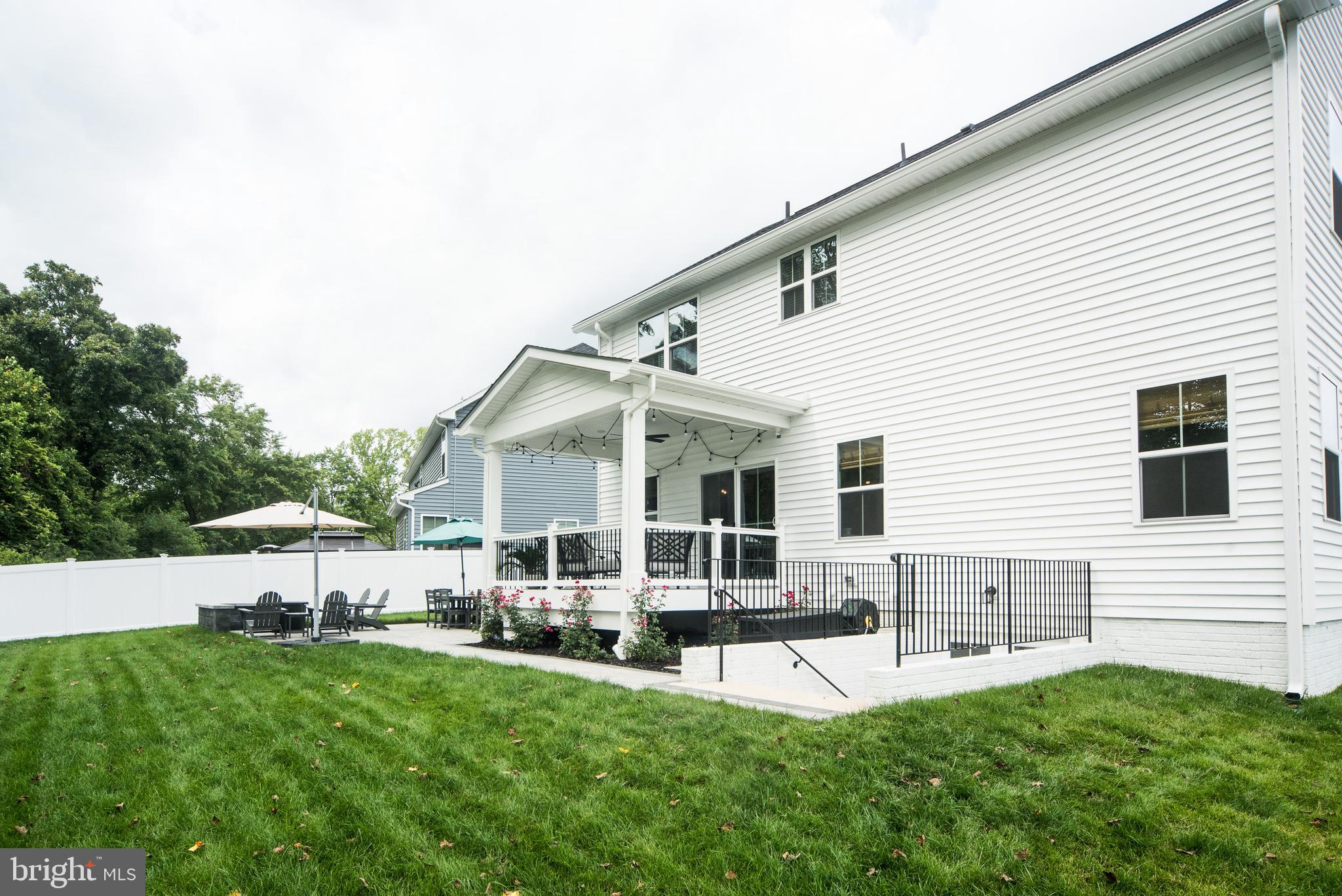 TWO RIVERS - Residential