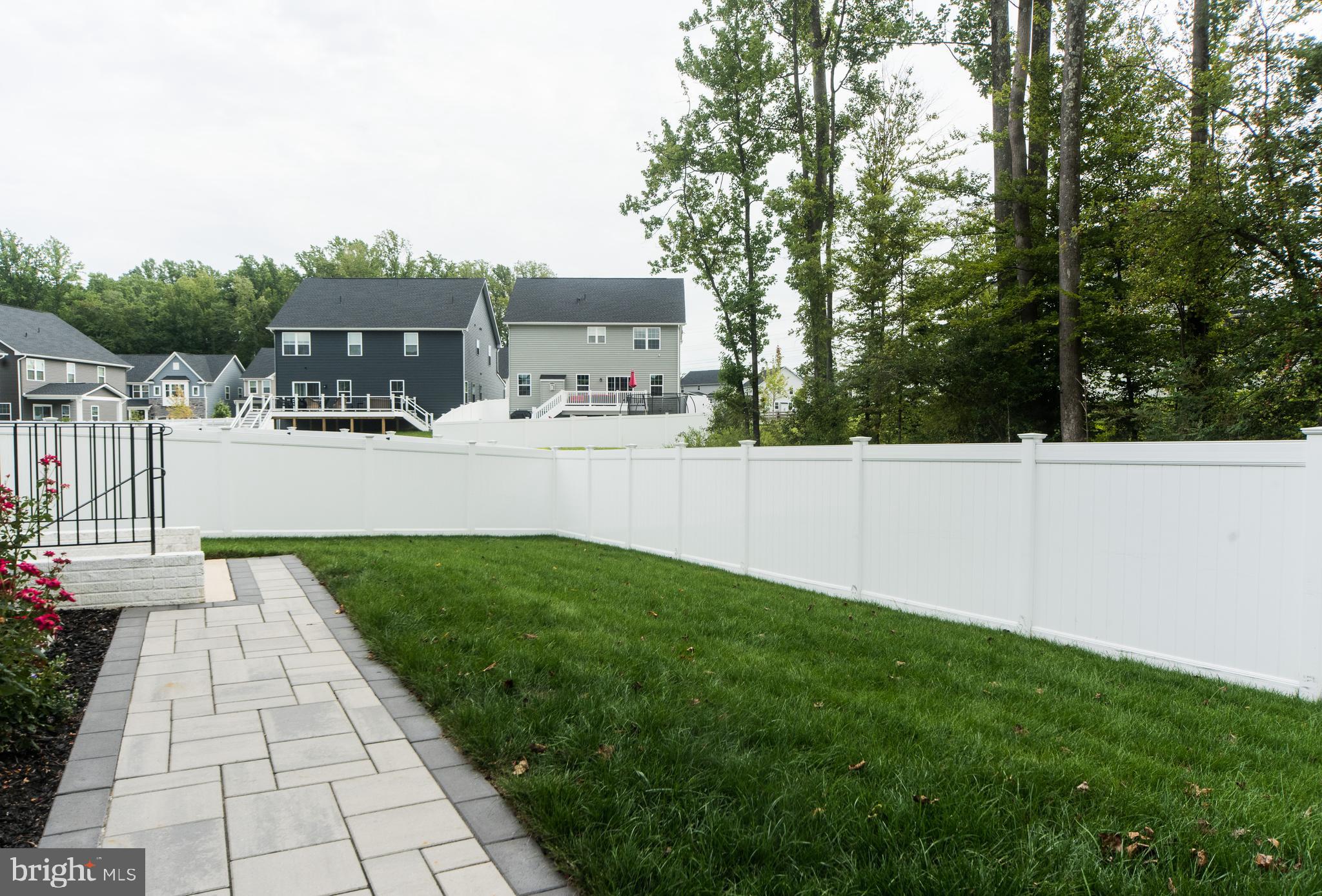 TWO RIVERS - Residential