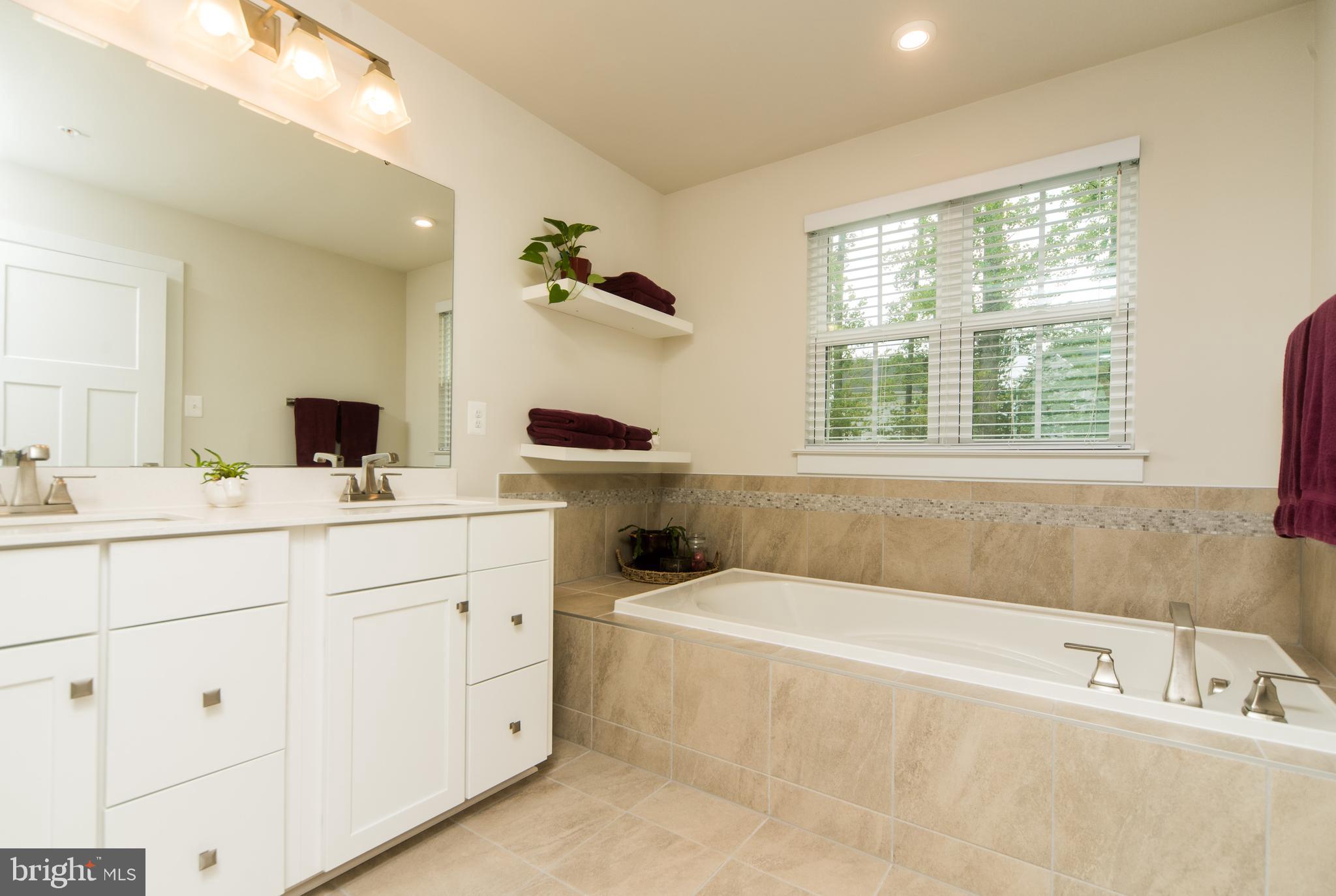 TWO RIVERS - Residential