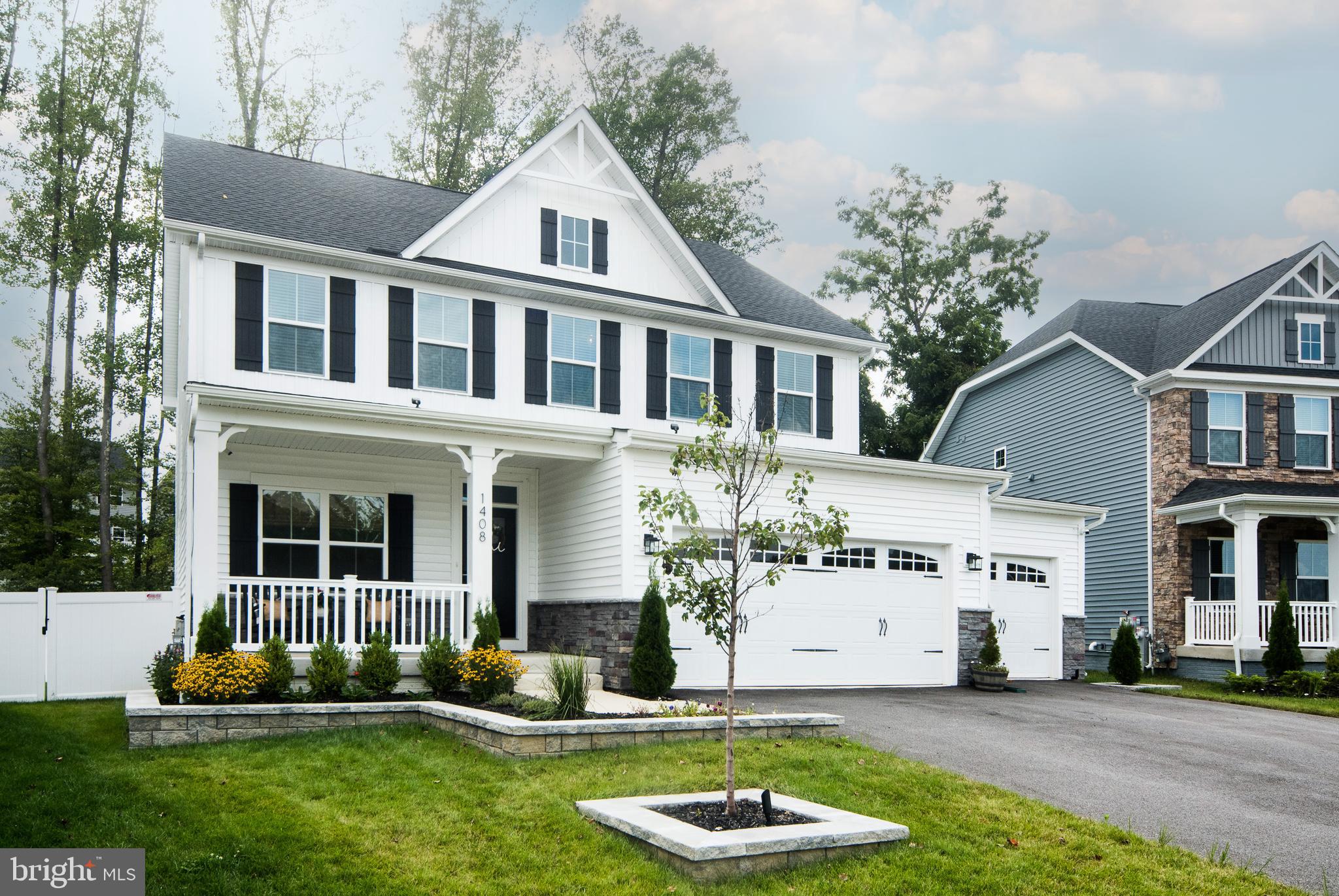 TWO RIVERS - Residential