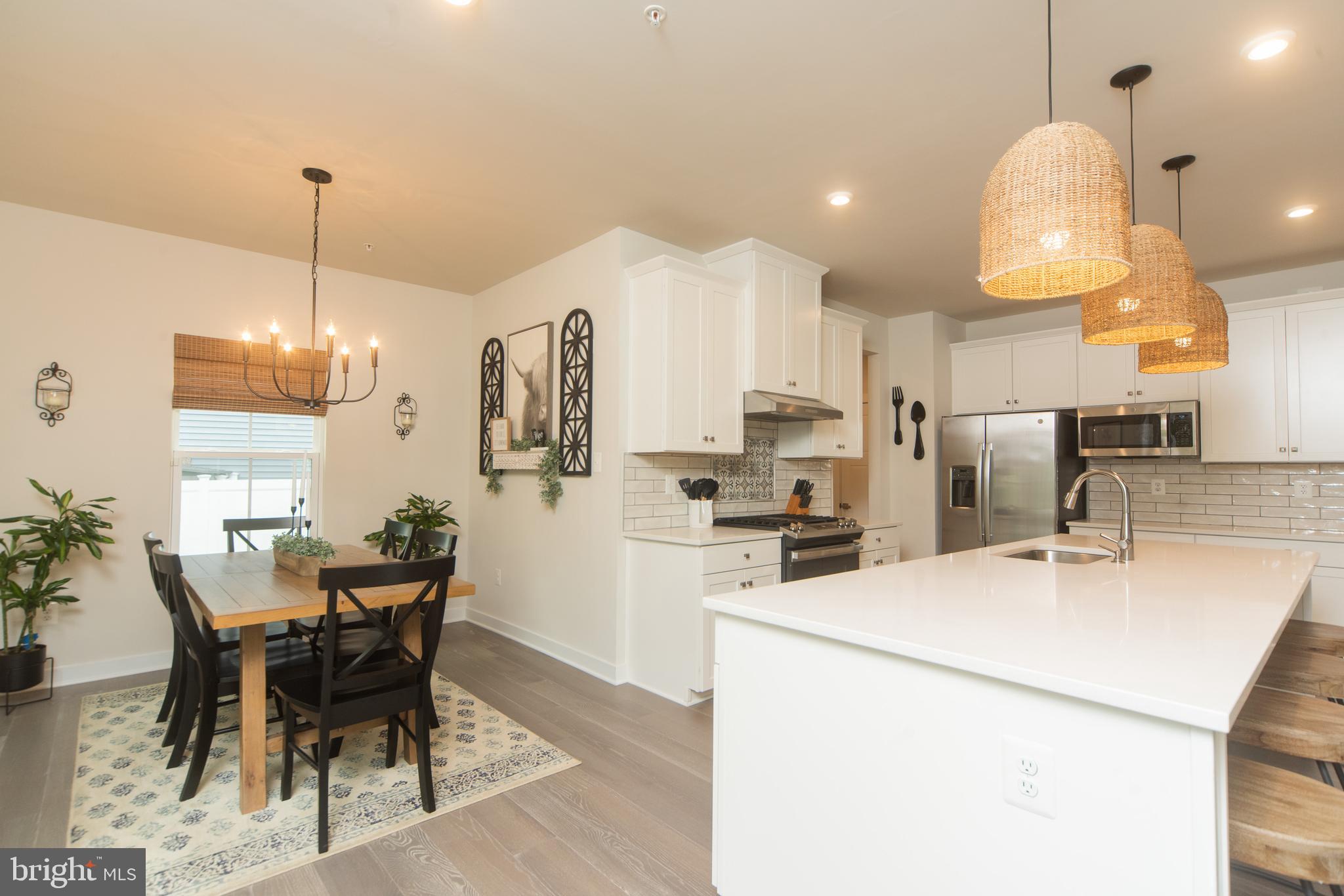 TWO RIVERS - Residential