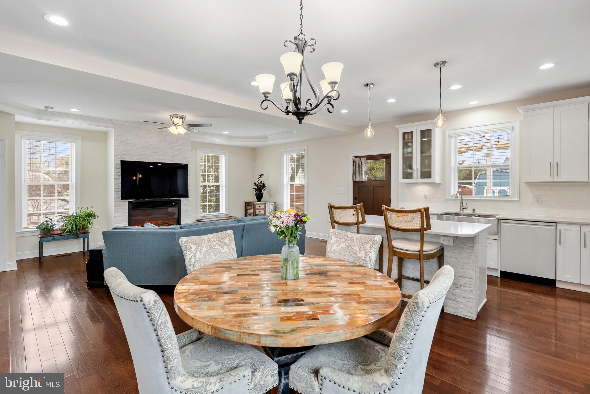 HIGH RIDGE PARK - Residential