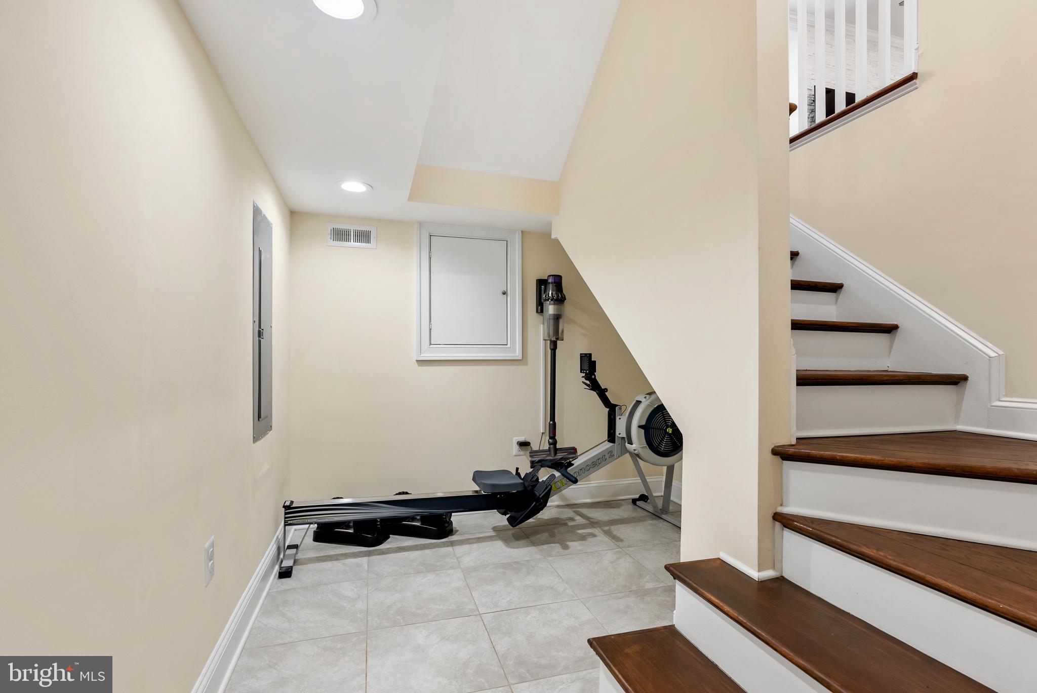 HIGH RIDGE PARK - Residential