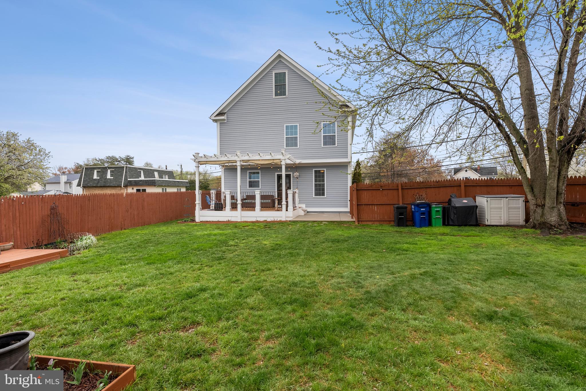 HIGH RIDGE PARK - Residential