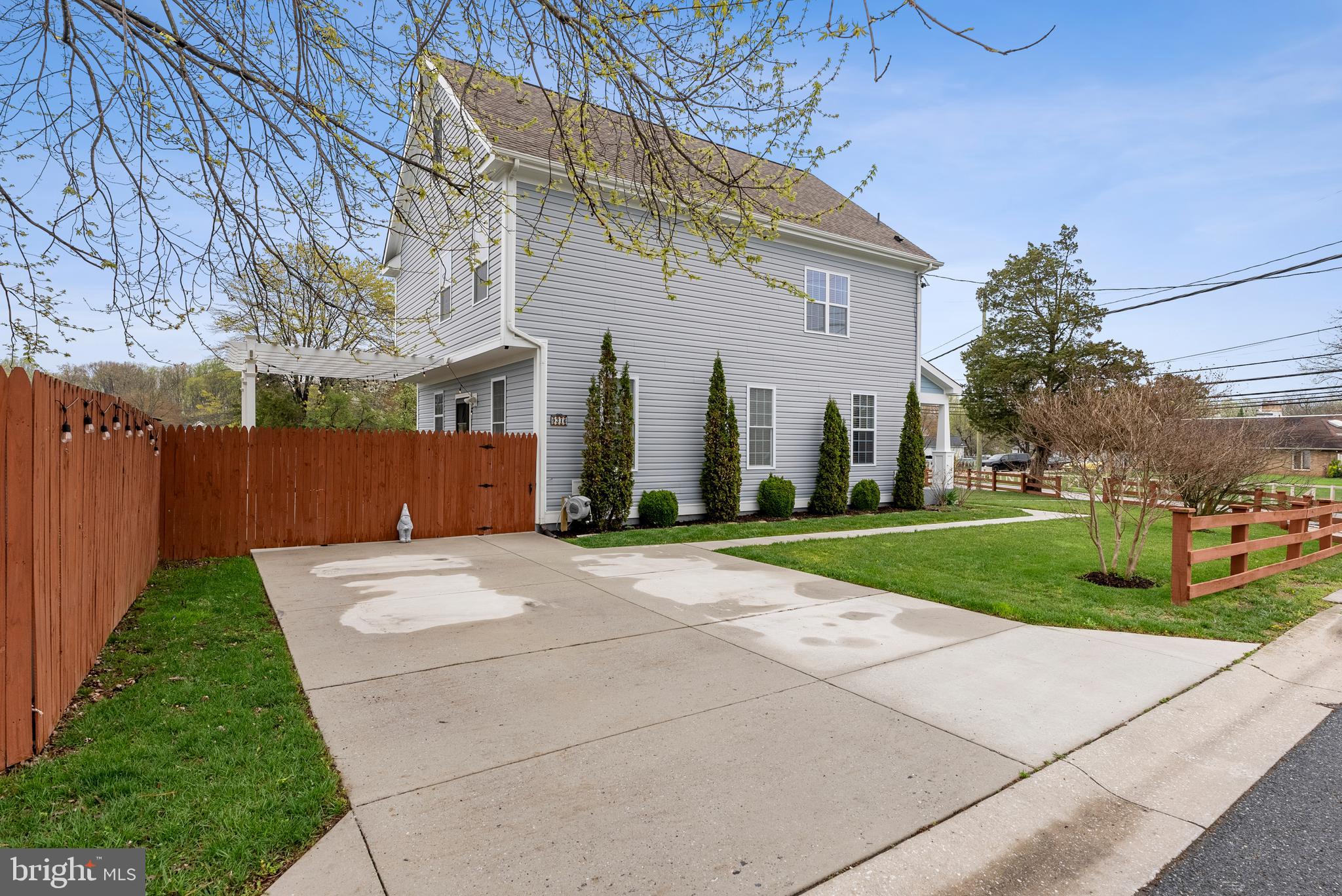 HIGH RIDGE PARK - Residential