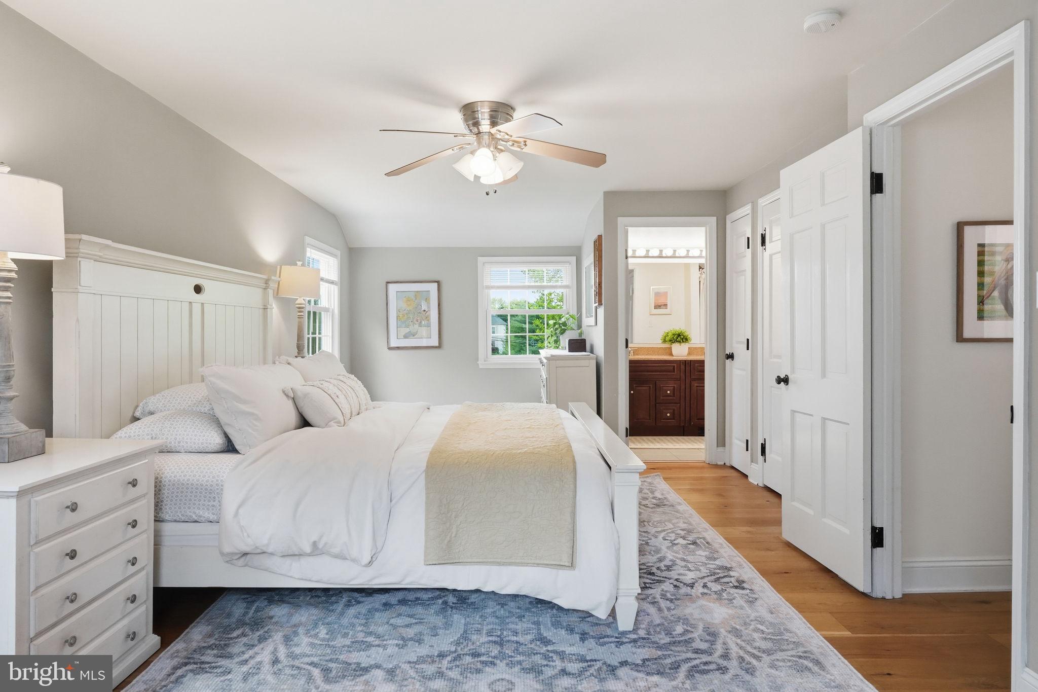 HUMMINGBIRD FARM - Residential