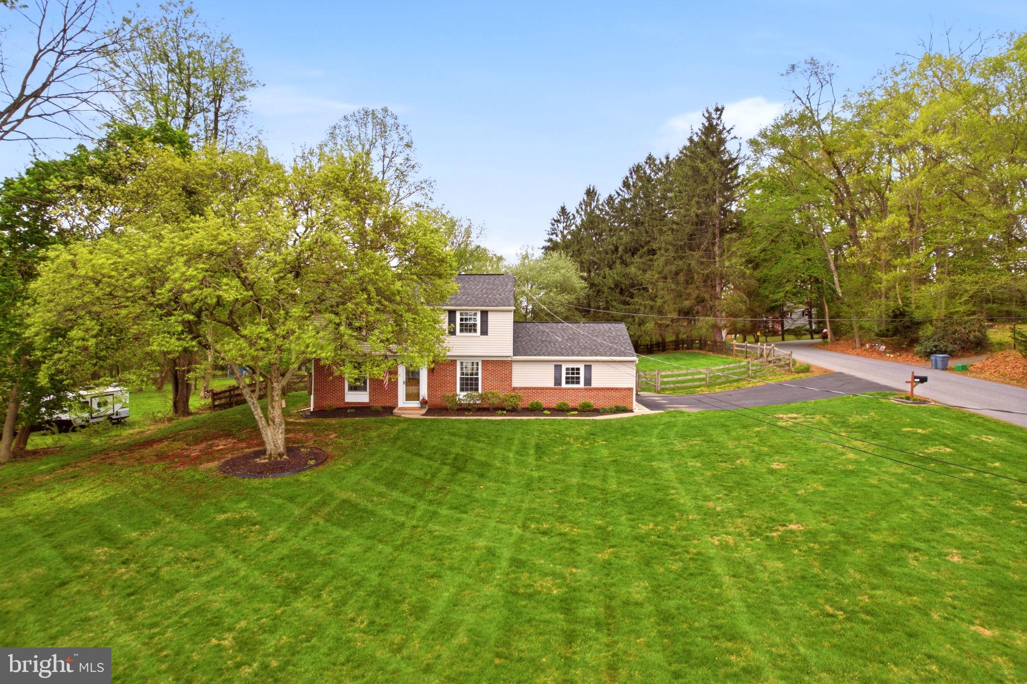 HUMMINGBIRD FARM - Residential
