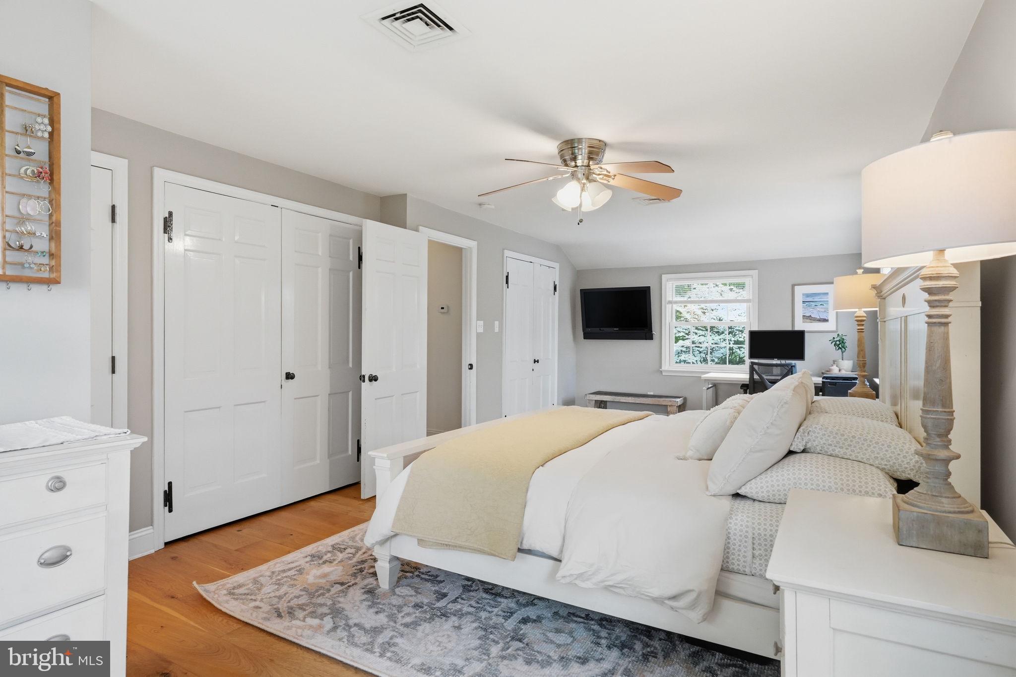 HUMMINGBIRD FARM - Residential
