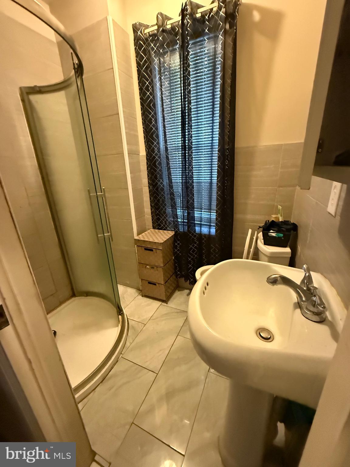 FRANKFORD - Residential Income