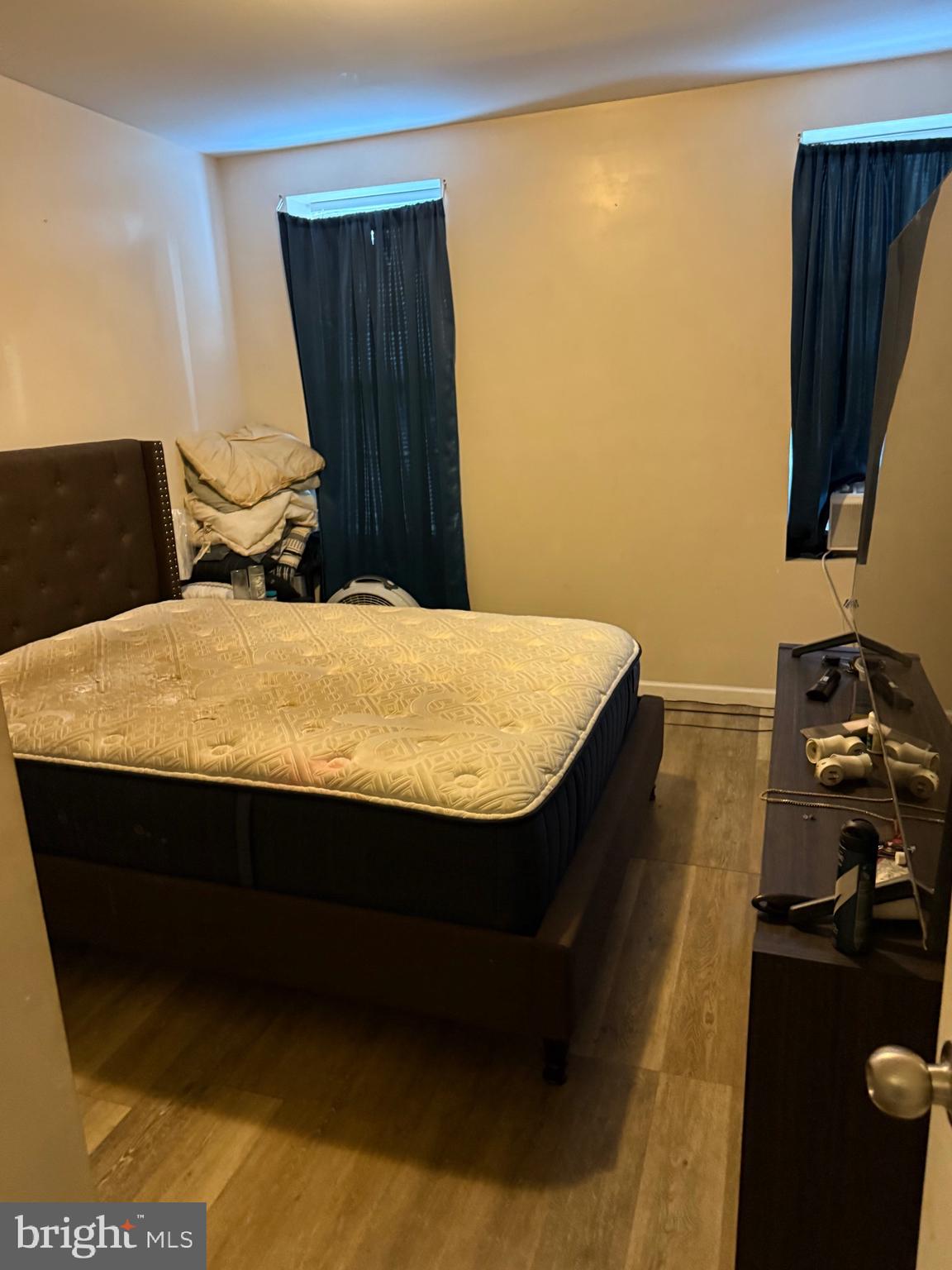 FRANKFORD - Residential Income