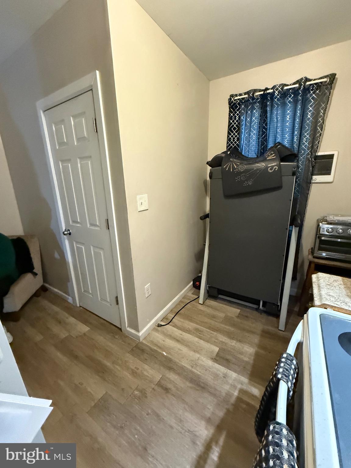 FRANKFORD - Residential Income