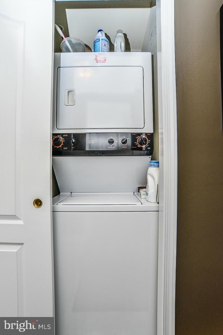 VIRGINIA SQUARE - Residential