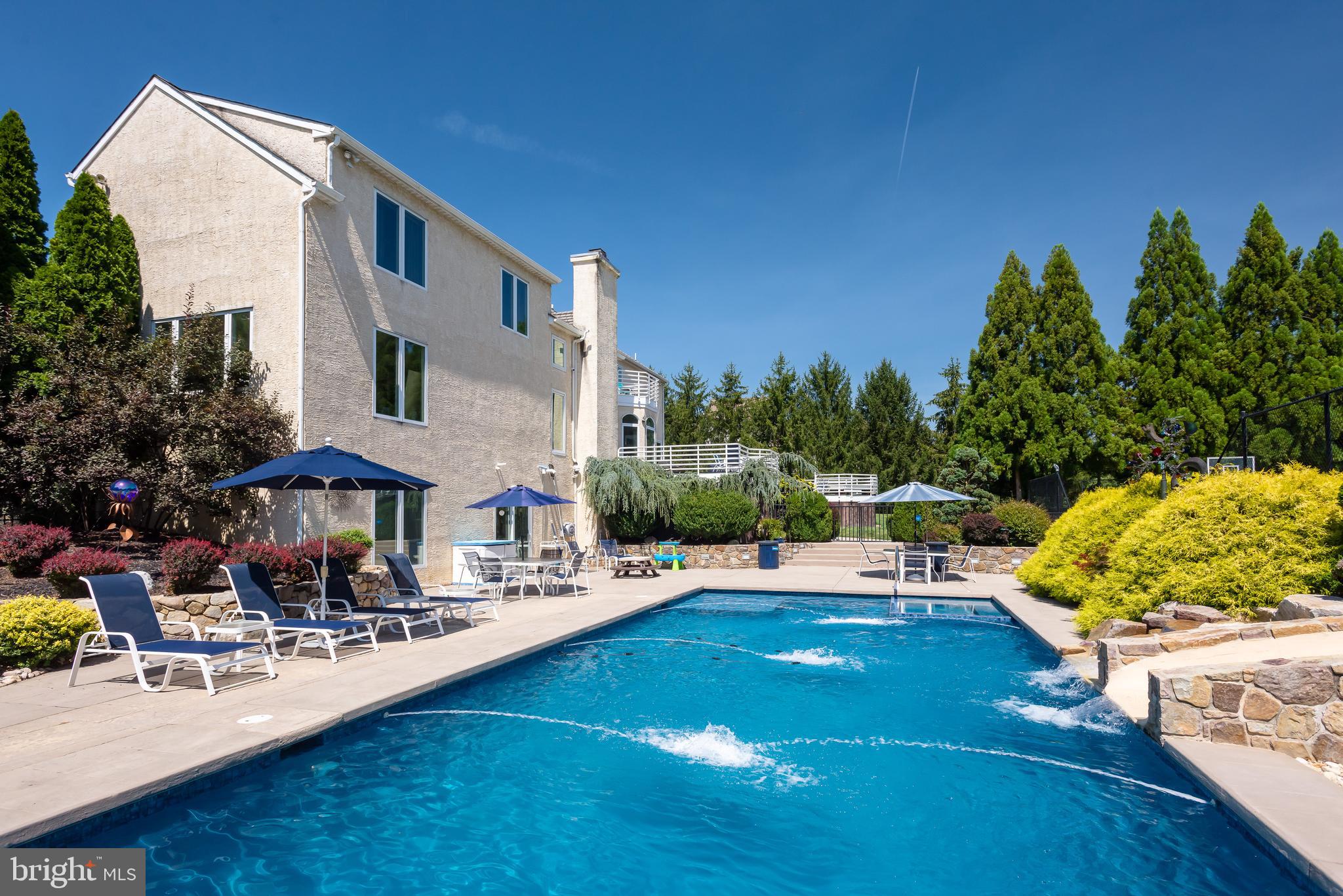 COUNTRYVIEW - Residential